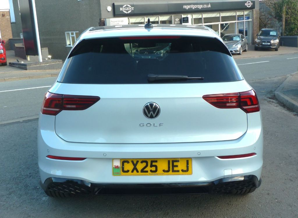 Used Volkswagen Golf 2025 for sale - 76402266: Photo 7