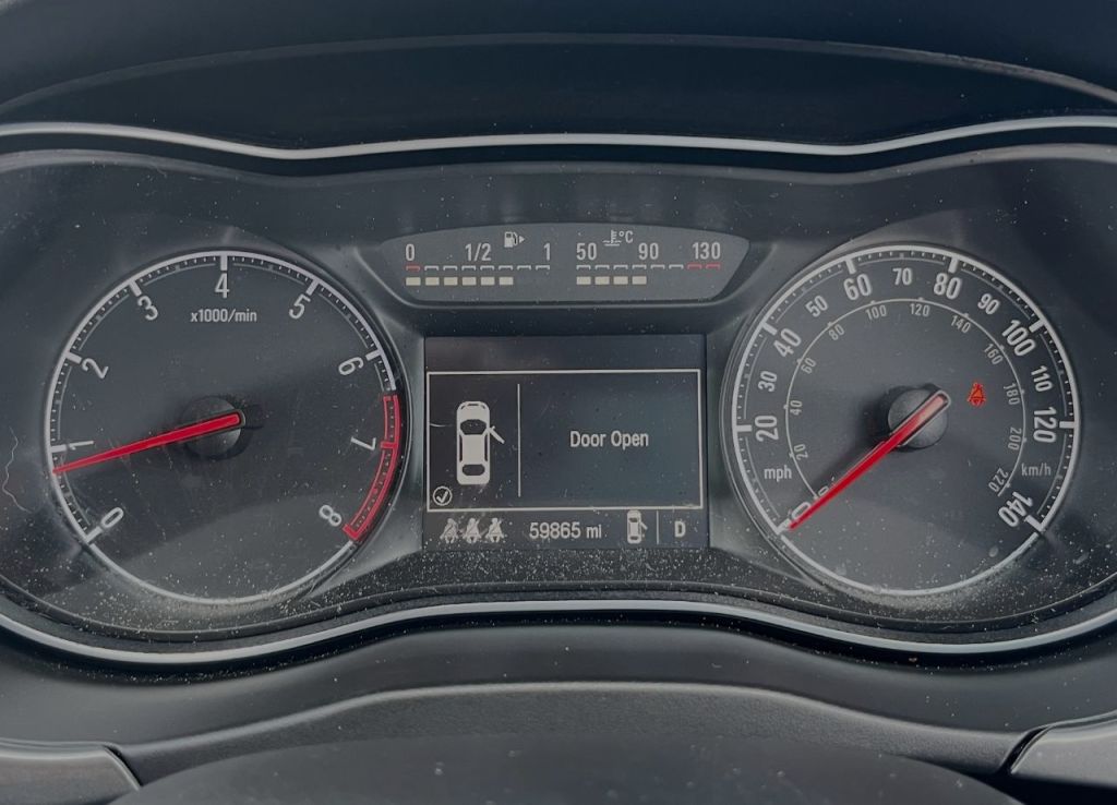 Used Vauxhall Corsa 2016 for sale - 77436182: Photo 4