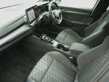 Used Volkswagen Golf 2025 for sale - 78524436: Photo