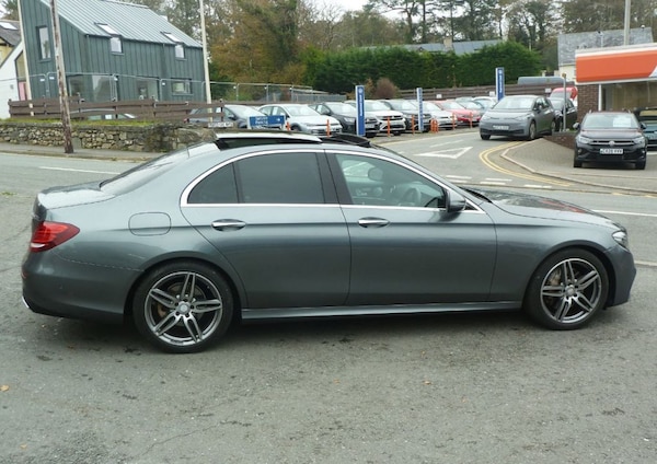 Used Mercedes-Benz E Class 2016 for sale - 76279338: Photo 9