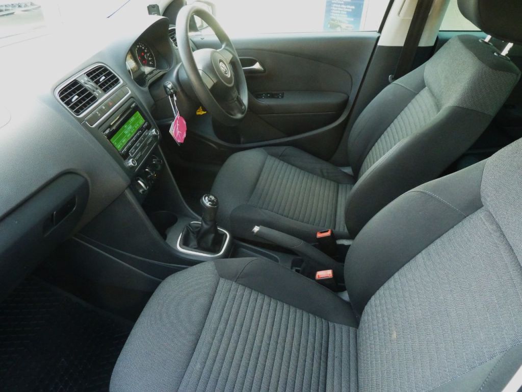 Used Volkswagen Polo 2013 for sale - 77967758: Photo 2