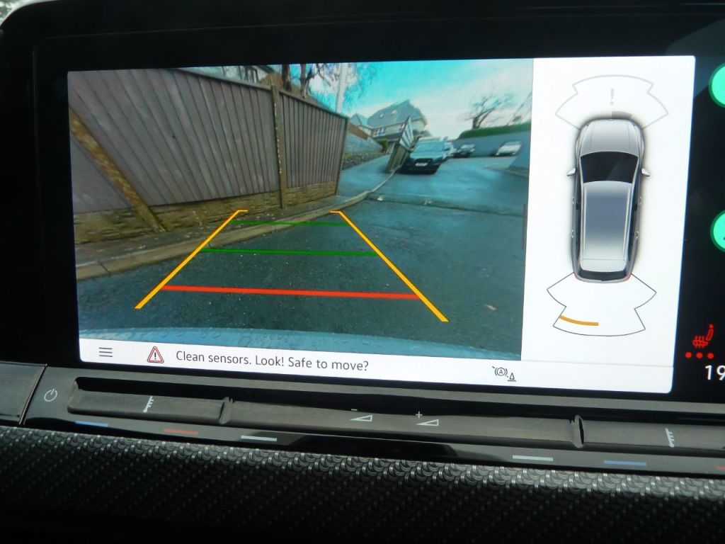 Used Volkswagen Golf 2022 for sale - 77001743: Photo 20