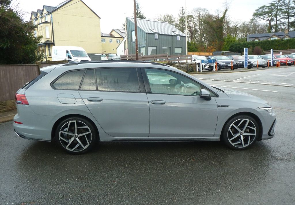 Used Volkswagen Golf 2022 for sale - 77001743: Photo 28