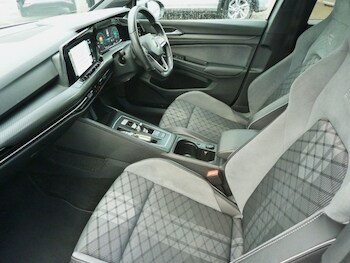 Used Volkswagen Golf 2022 for sale - 77001743: Photo