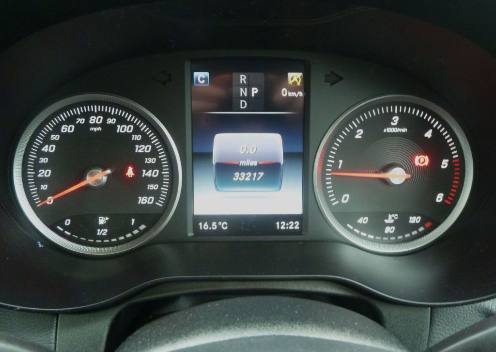 Used Mercedes-Benz GLC 2017 for sale - 76481224: Photo 13