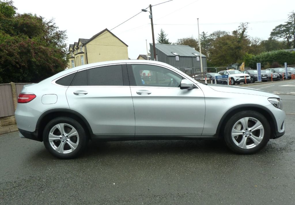 Used Mercedes-Benz GLC 2017 for sale - 76481224: Photo 9