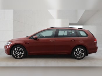 Used Volkswagen Golf 2019 for sale - 78737080: Photo