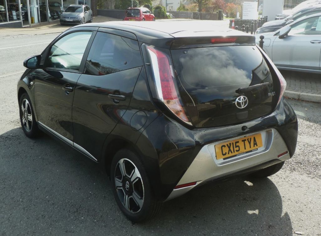 Used Toyota AYGO 2015 for sale - 76405783: Photo 6
