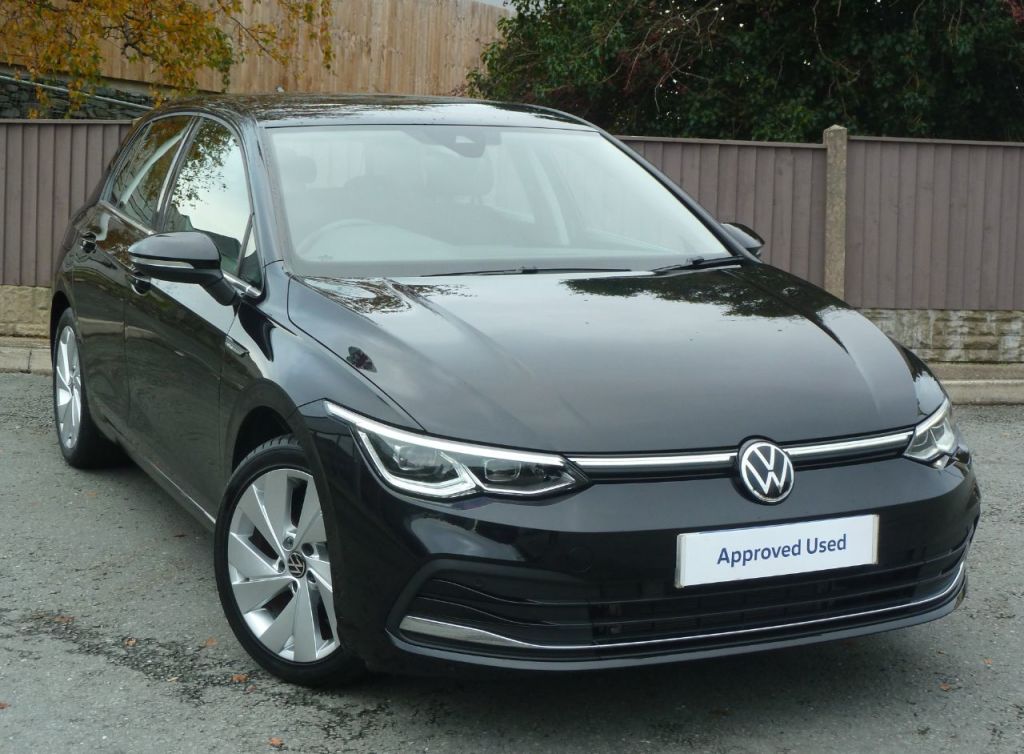 Used Volkswagen Golf 2021 for sale - 76504772: Photo 1