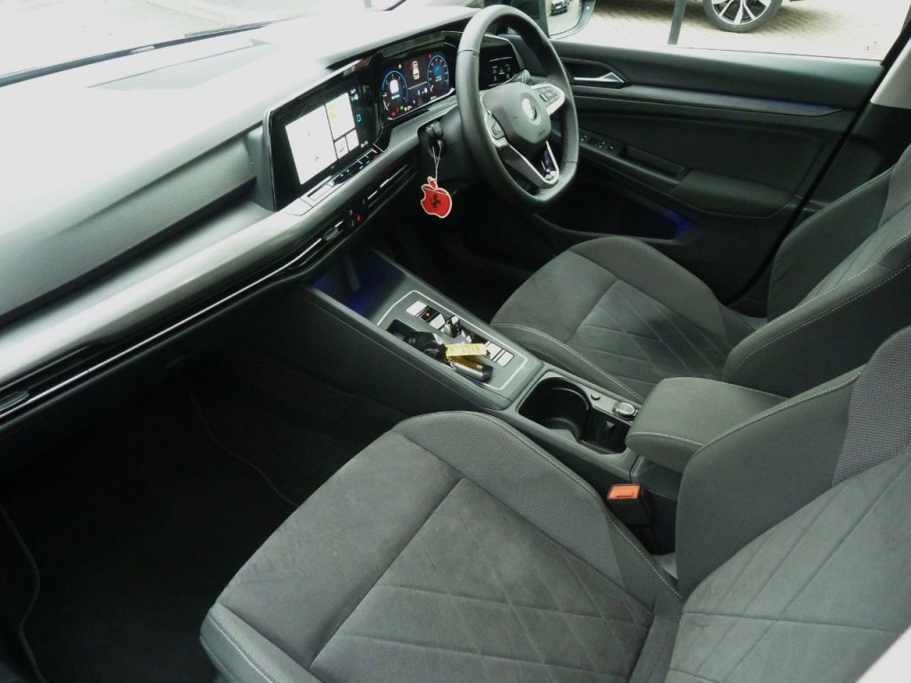 Used Volkswagen Golf 2021 for sale - 76504772: Photo 2