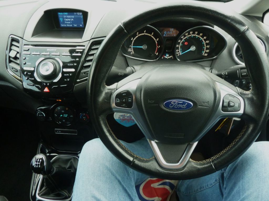 Used Ford Fiesta 2015 for sale - 76641963: Photo 13