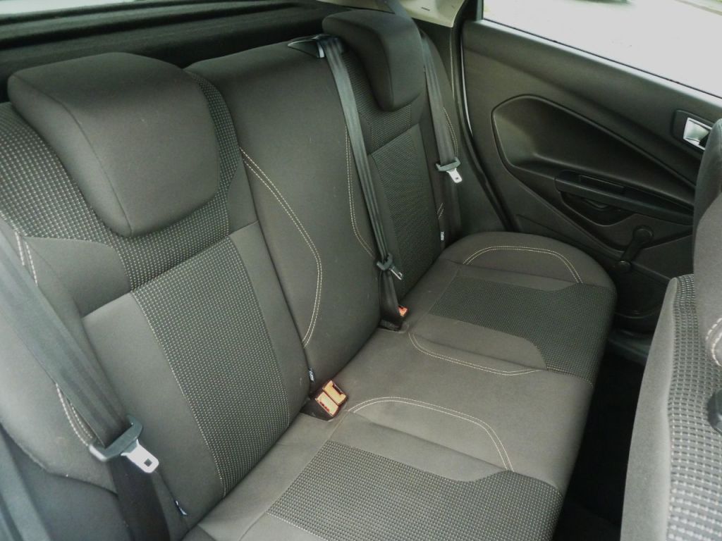 Used Ford Fiesta 2015 for sale - 76641963: Photo 16