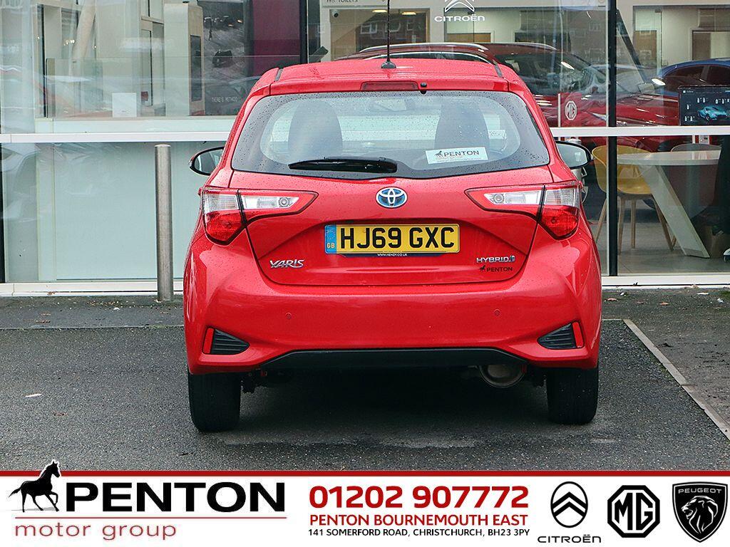 Used Toyota Yaris 2019 for sale - 77040268: Photo 3