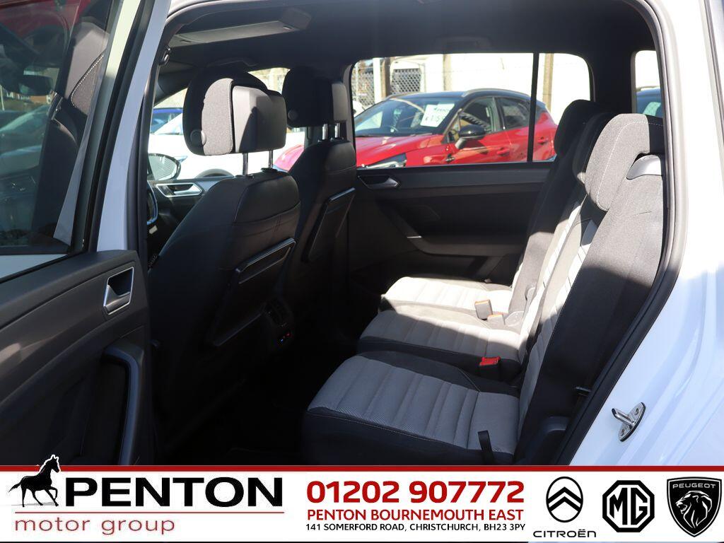 Used Volkswagen Touran 2017 for sale - 77978095: Photo 4