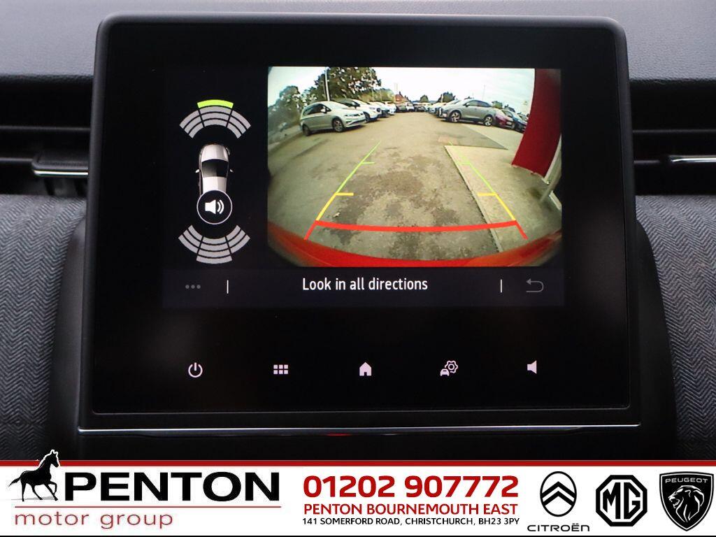 Used Renault Clio 2024 for sale - 76361104: Photo 8