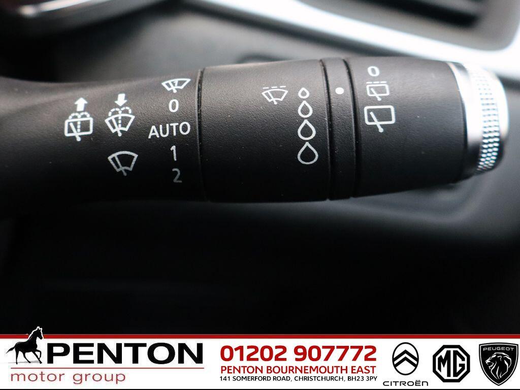 Used Renault Captur 2021 for sale - 76990119: Photo 17