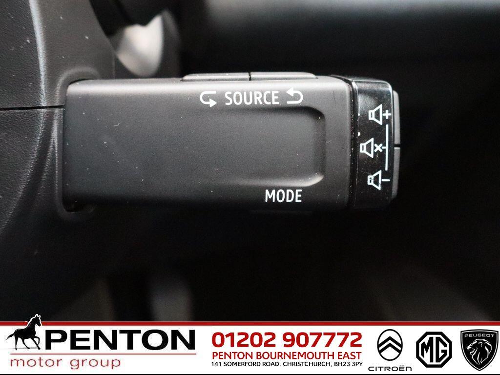 Used Renault Captur 2021 for sale - 76990119: Photo 20