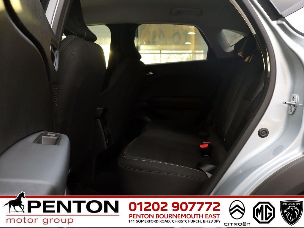 Used Renault Captur 2021 for sale - 76990119: Photo 4