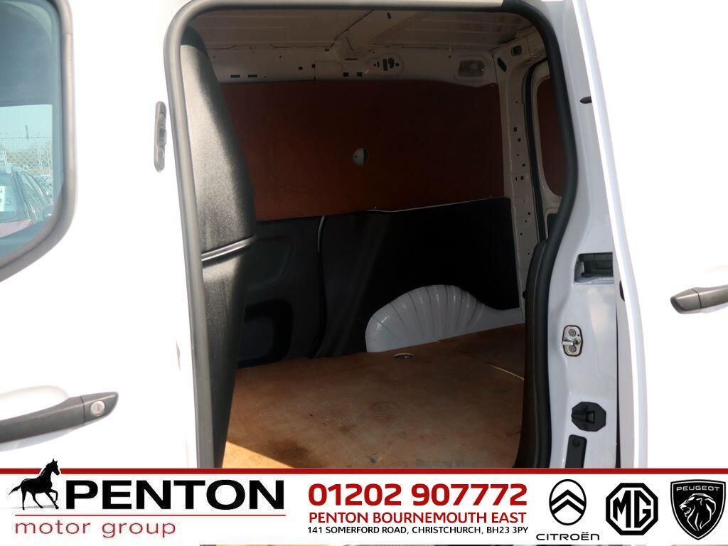 Used Vauxhall Combo 2023 for sale - 77970201: Photo 5