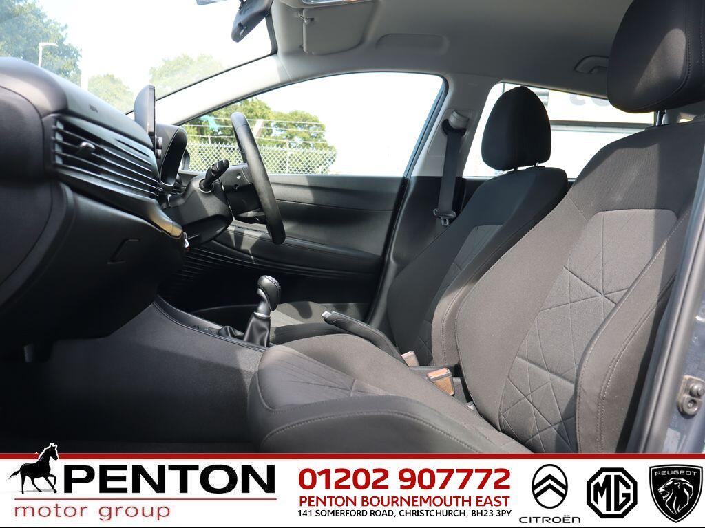 Used Hyundai BAYON 2022 for sale - 76990536: Photo 3