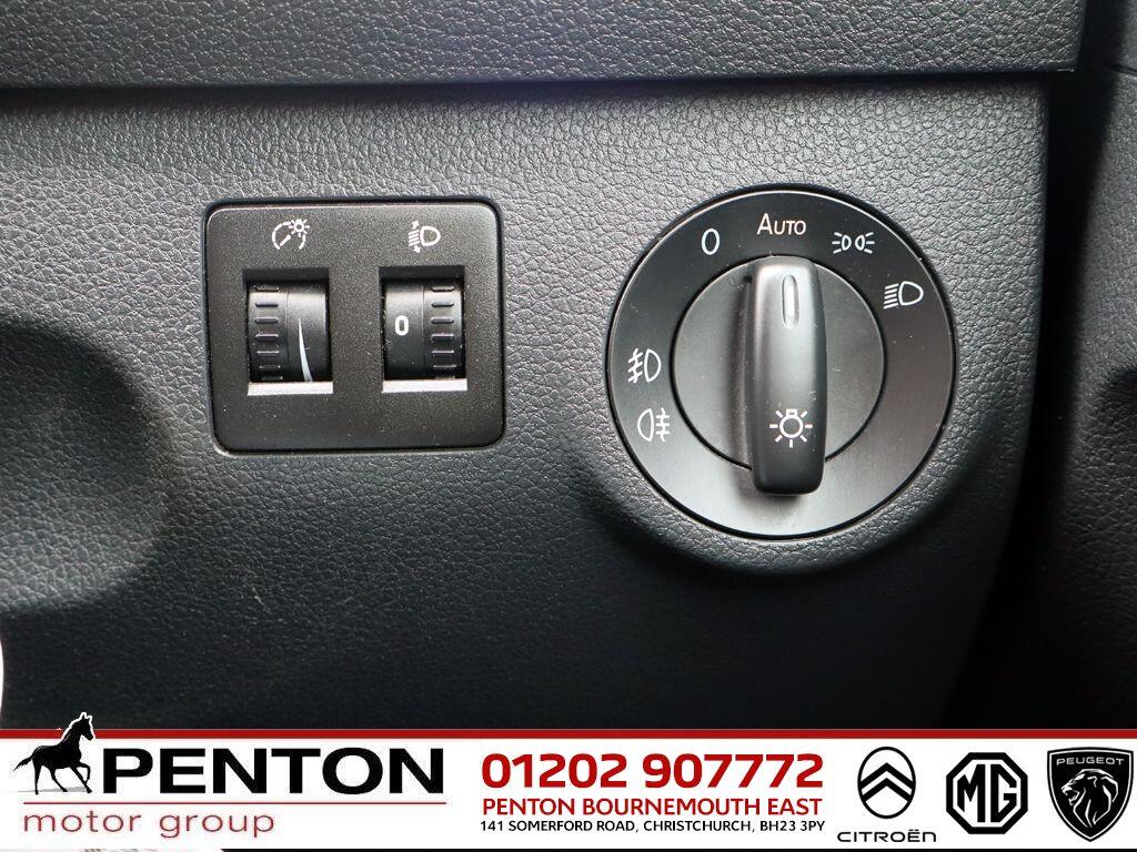 Used Volkswagen Caddy Maxi Life 2019 for sale - 76226620: Photo 13