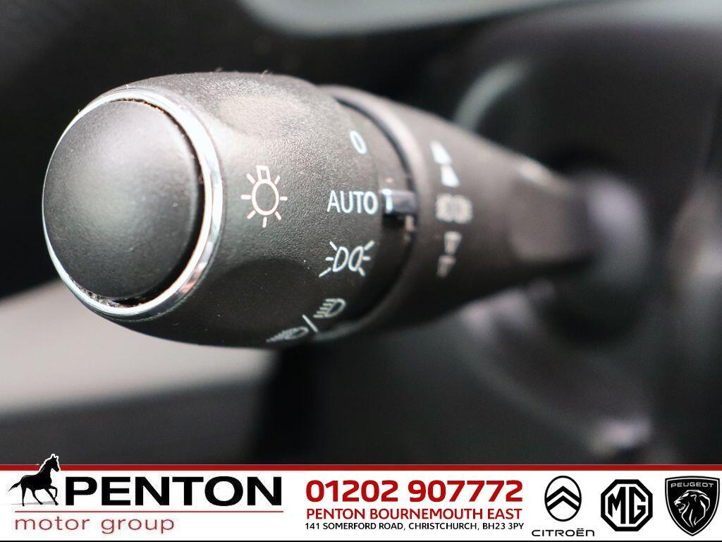 Used Peugeot Traveller 2022 for sale - 77377373: Photo 23