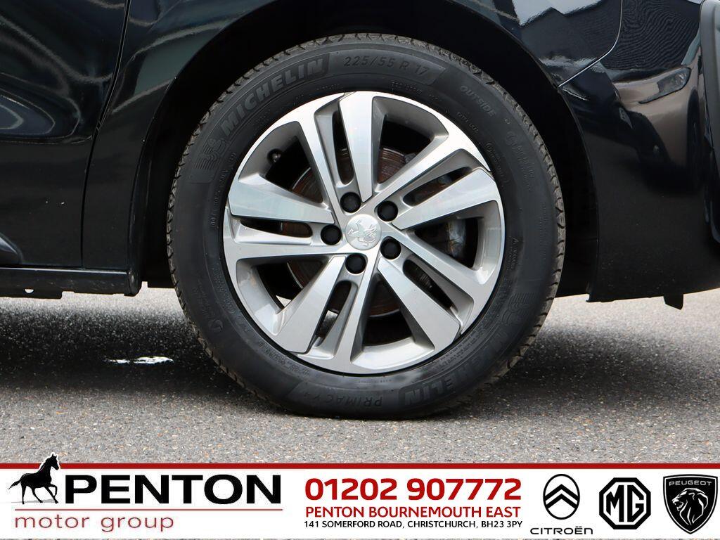 Used Peugeot Traveller 2022 for sale - 77377373: Photo 8