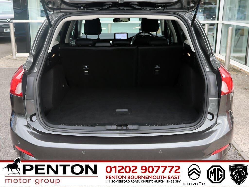 Used Ford Focus 2021 for sale - 76021138: Photo 5