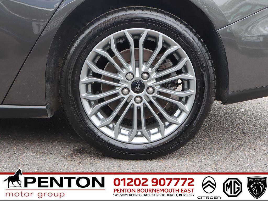 Used Ford Focus 2021 for sale - 76021138: Photo 7