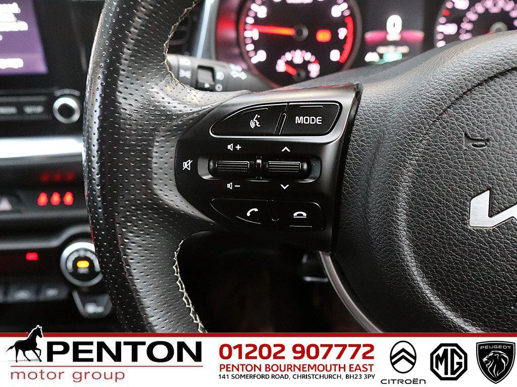 Used Kia Stonic 2022 for sale - 76953451: Photo 10