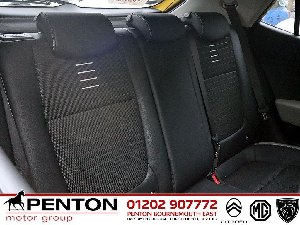 Used Kia Stonic 2022 for sale - 76953451: Photo 8