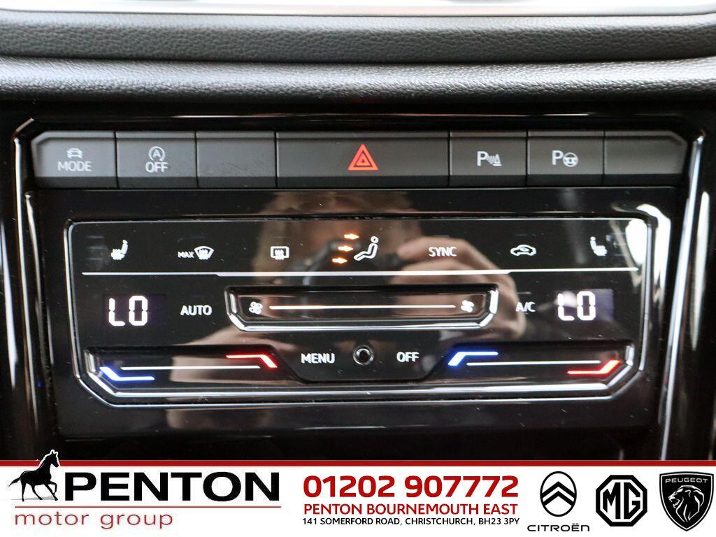 Used Volkswagen T-Roc for sale - 77808083: Photo 9