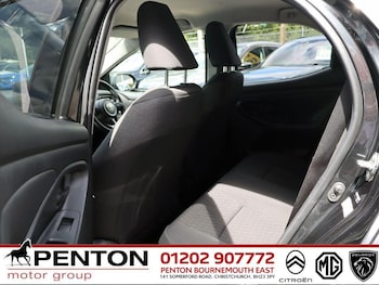 Used Toyota Yaris 2023 for sale - 79093203: Photo