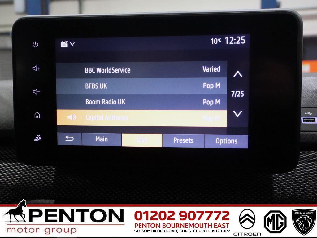 Used Dacia Sandero Stepway 2023 for sale - 77637841: Photo 10