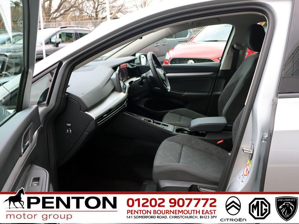 Used Volkswagen Golf 2024 for sale - 77412339: Photo 3