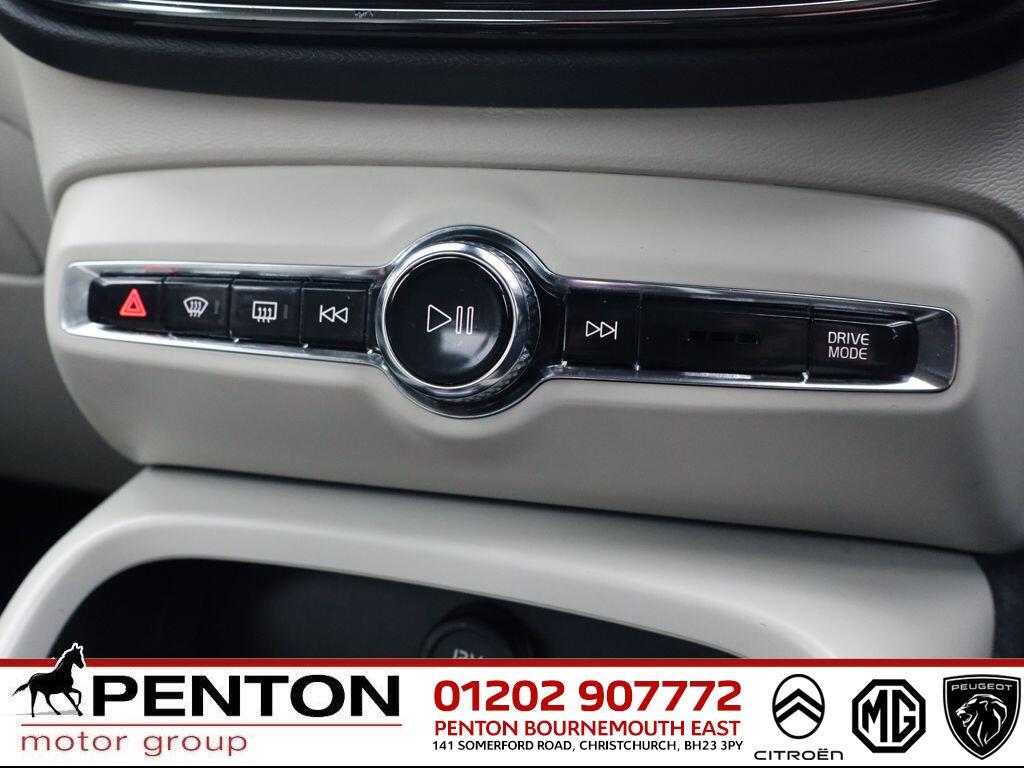 Used Volvo XC40 for sale - 78116245: Photo 15