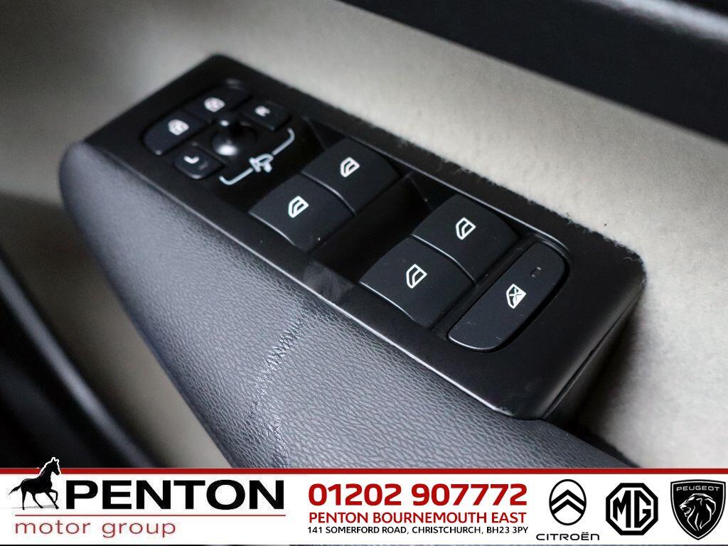 Used Volvo XC40 for sale - 78116245: Photo 21