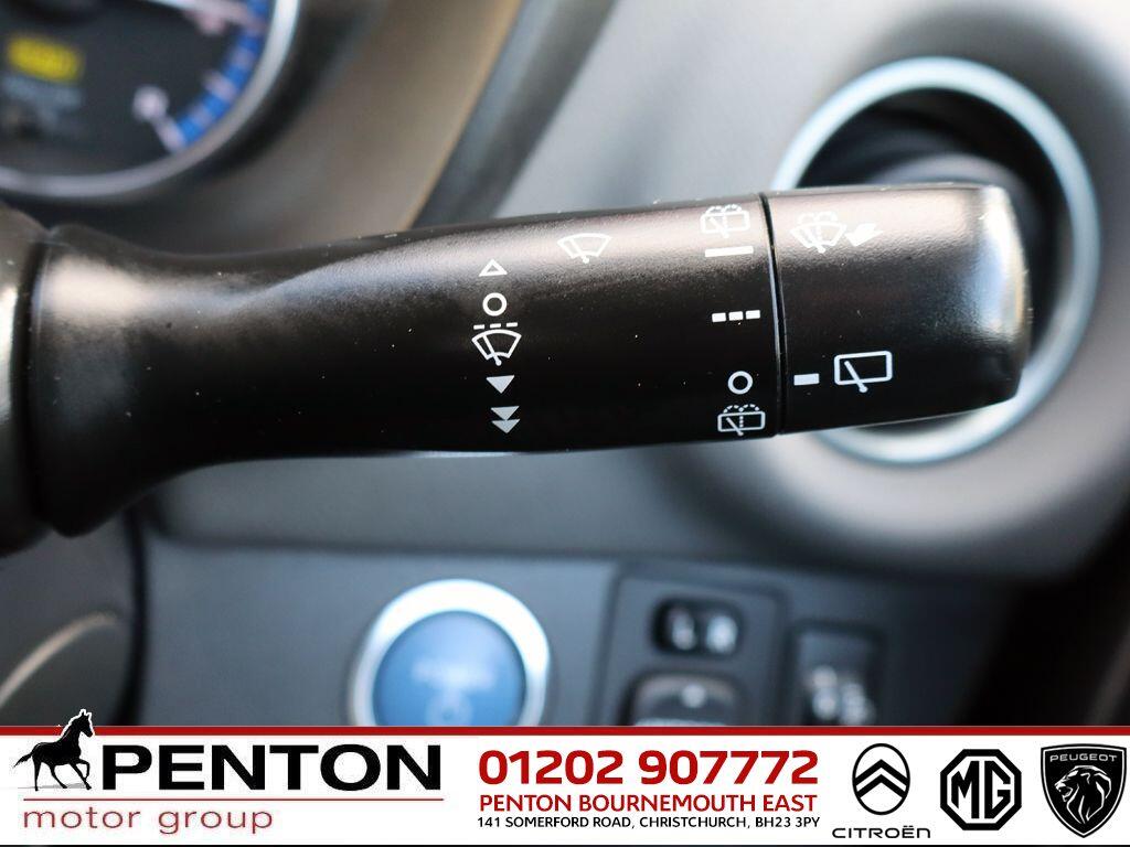 Used Toyota Yaris for sale - 77853139: Photo 16