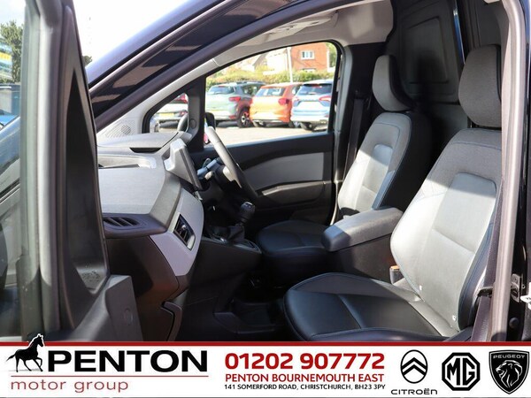 Used Nissan Other 2023 for sale - 75808661: Photo 3