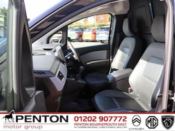 Used Nissan Other 2023 for sale - 75808661: Photo
