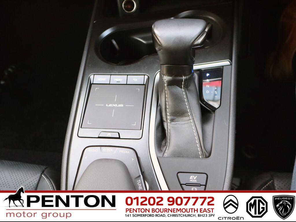 Used Lexus UX 2020 for sale - 76780874: Photo 21