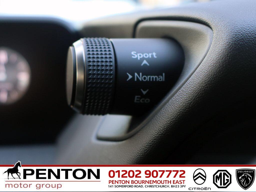 Used Lexus UX 2020 for sale - 76780874: Photo 23