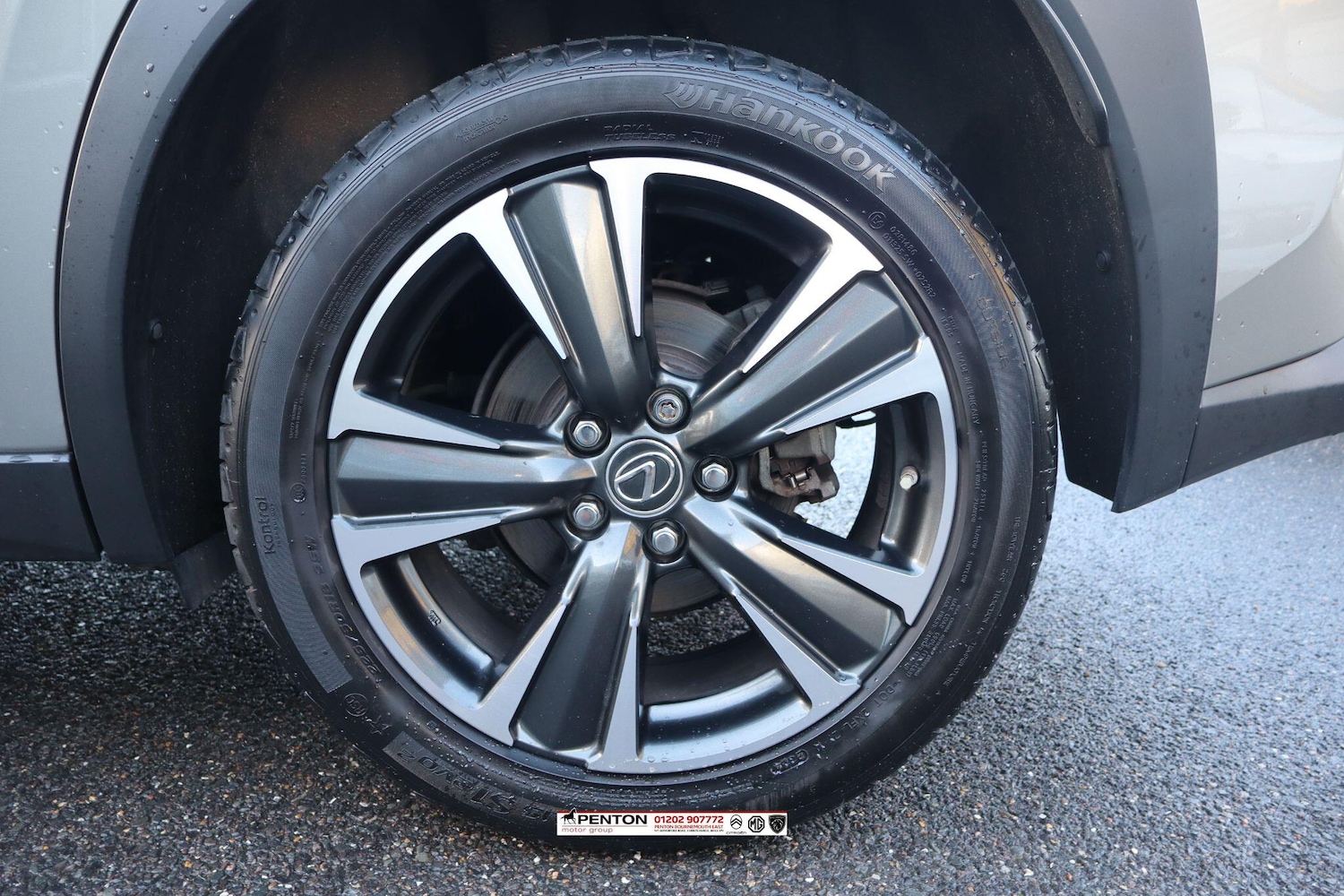 Used Lexus UX 2020 for sale - 76780874: Photo 7