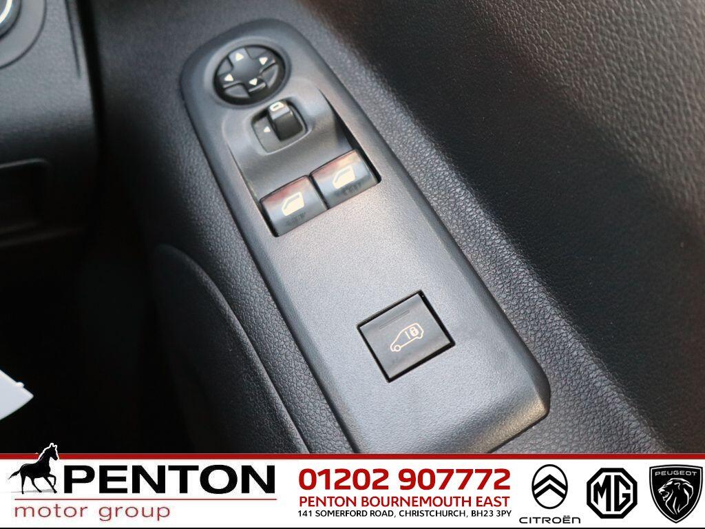 Used Vauxhall Combo 2022 for sale - 76472264: Photo 23