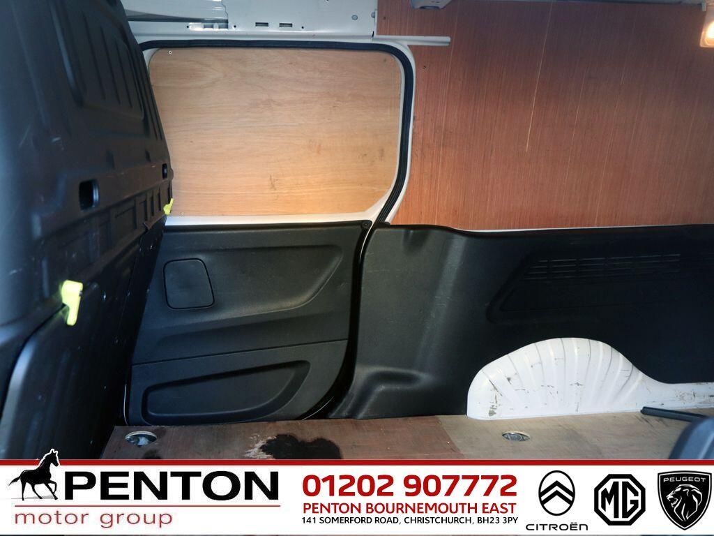 Used Vauxhall Combo 2022 for sale - 76472264: Photo 5