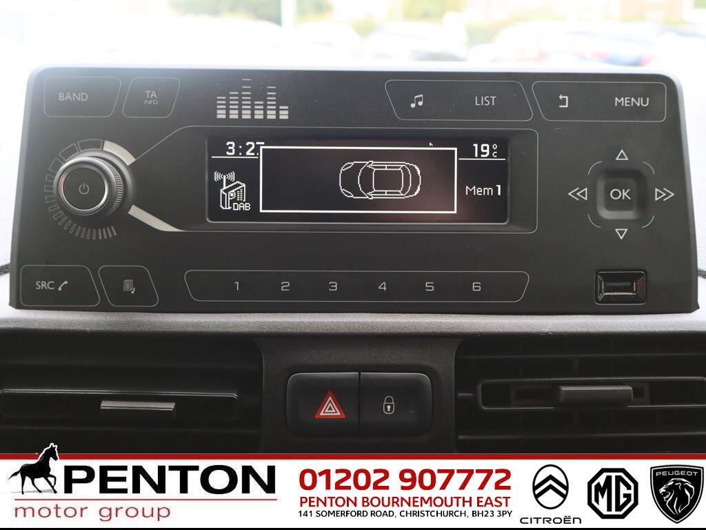 Used Vauxhall Combo 2020 for sale - 76122316: Photo 2