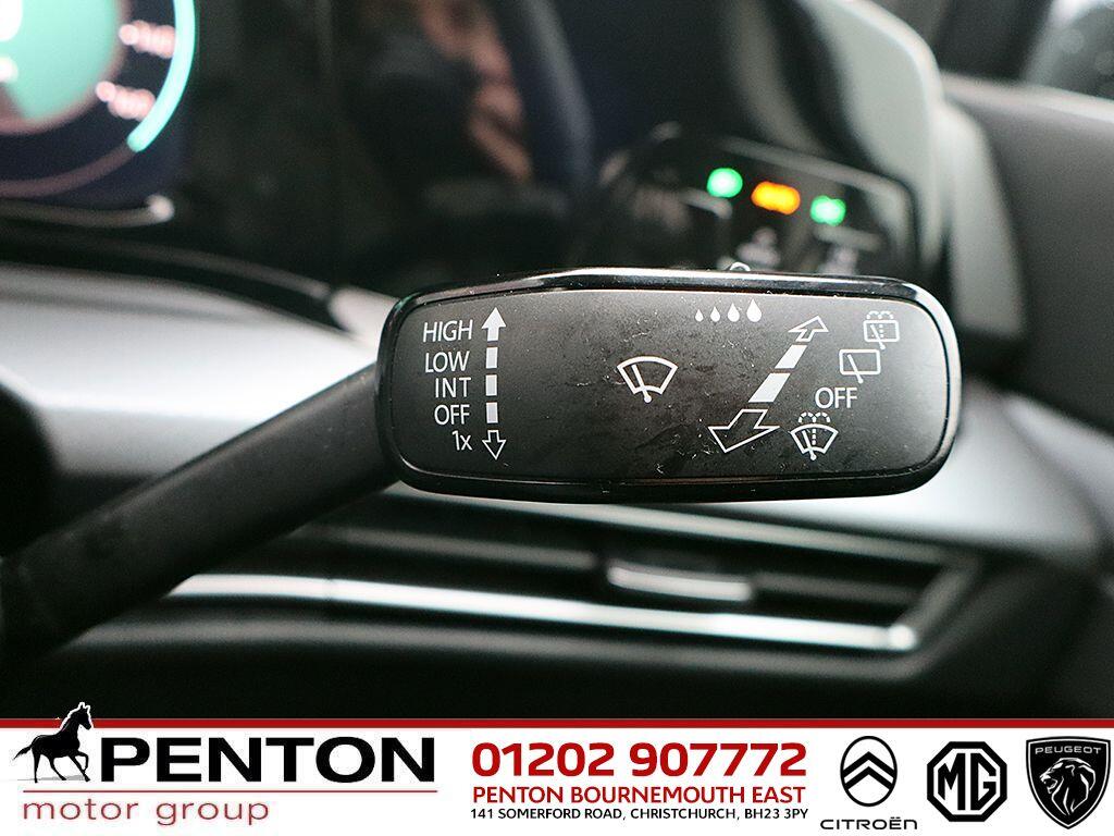 Used Volkswagen Golf 2021 for sale - 77040833: Photo 9