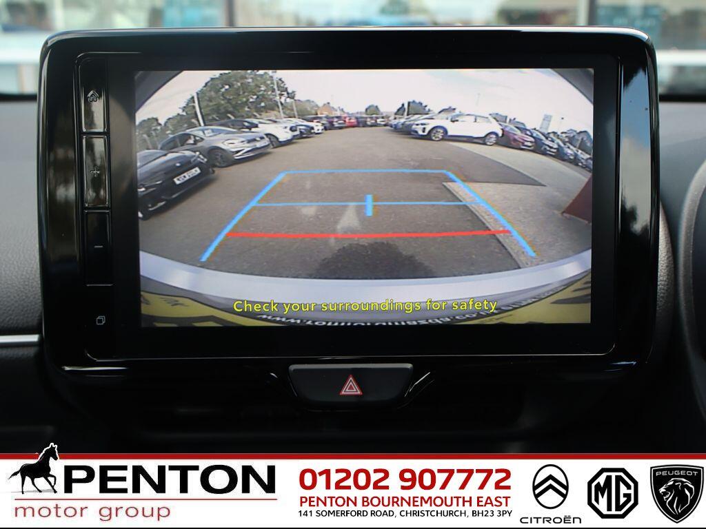 Used Mazda Mazda2 HYBRID 2024 for sale - 76988230: Photo 2