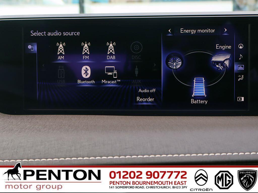 Used Lexus UX 2019 for sale - 76337518: Photo 13