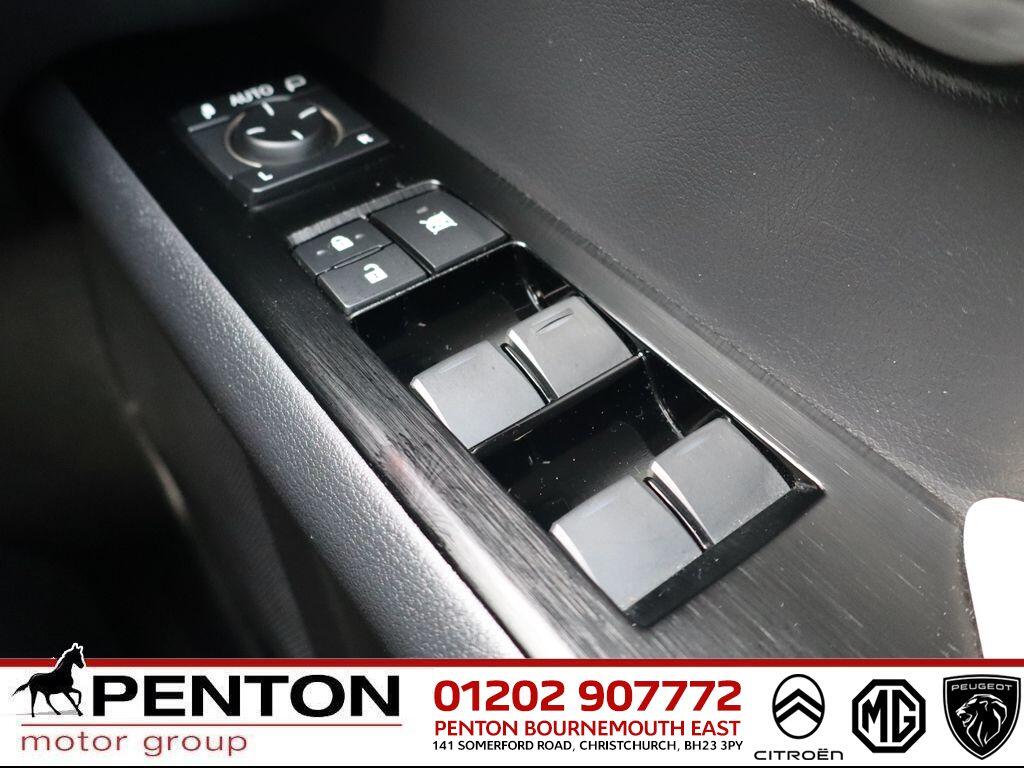 Used Lexus UX 2019 for sale - 76337518: Photo 25